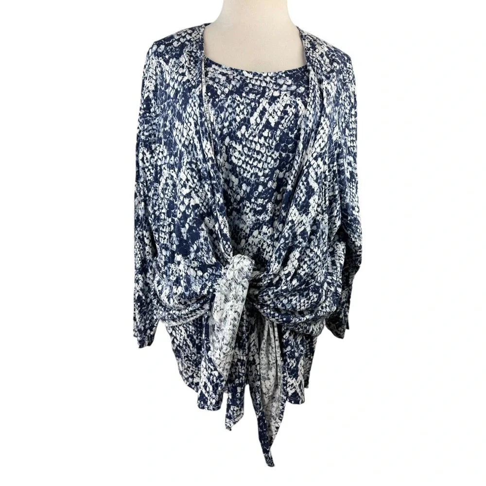 Belle Kim Gravel Printed Slub Knit Shrug and Tank Set Indigo Snake Plus Size 4X - Picture 3 of 16